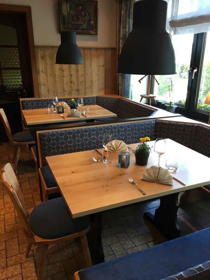 Dorfgasthof Schmitz Schalkenmehren Extérieur photo